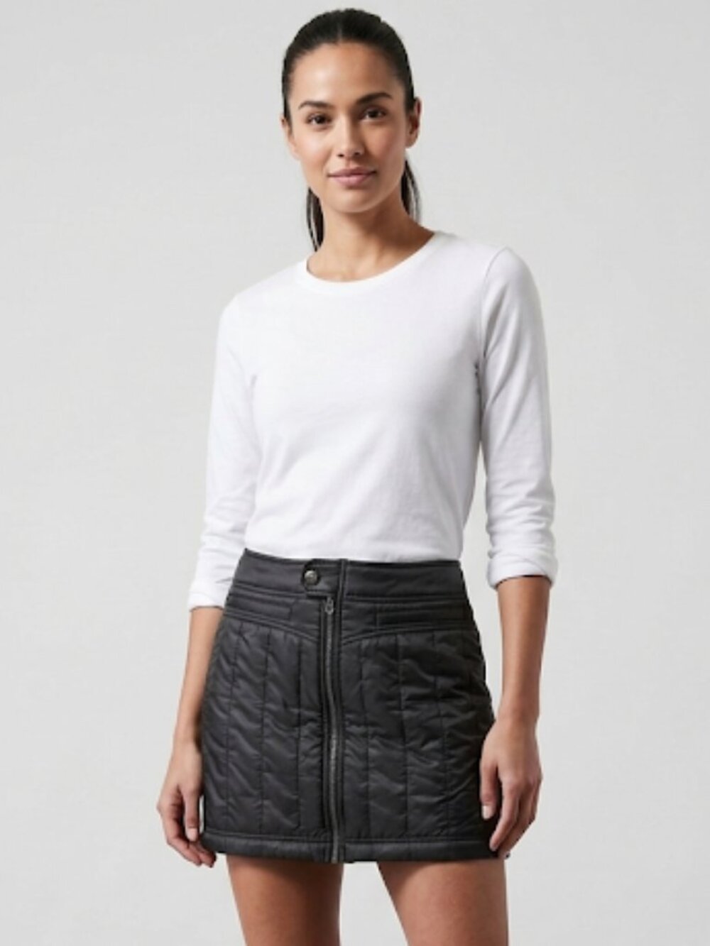 Athleta Quilted Mini Skirt Black Insulated Puffer Style Size 2